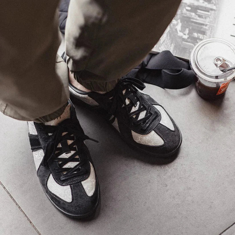 Black Silk Edition Sneakers